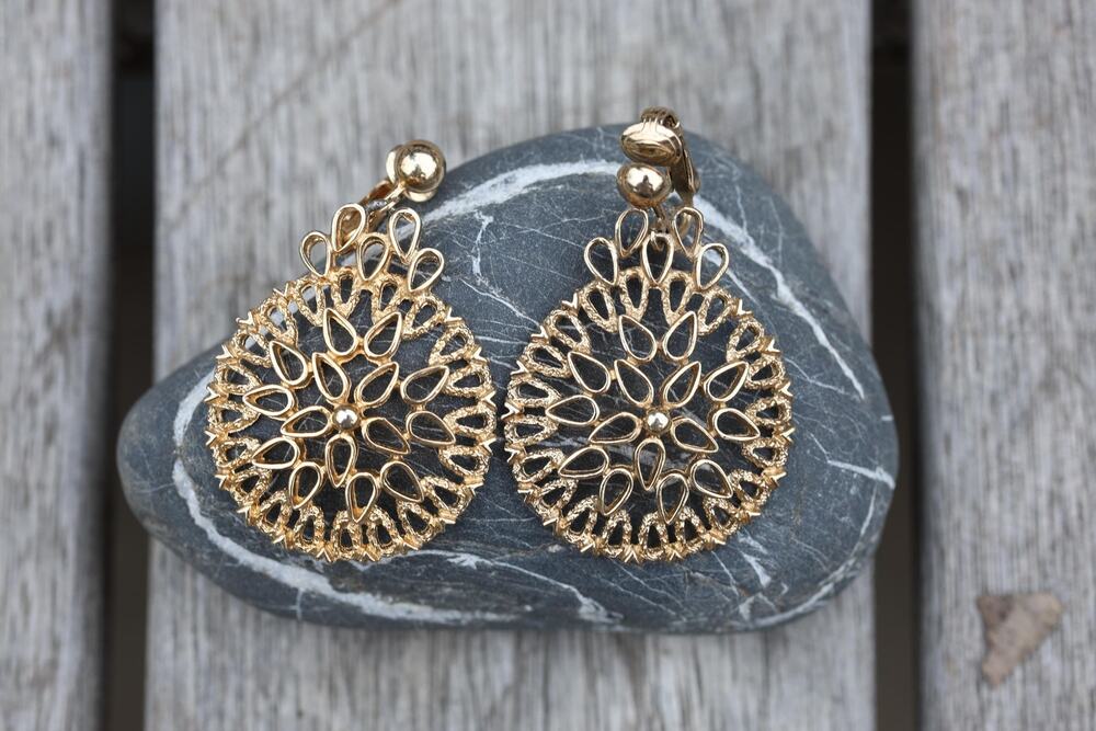 Sarah Coventry Signed Huge Vintage Filigree Clip Earrings, Gold Tone 1970s